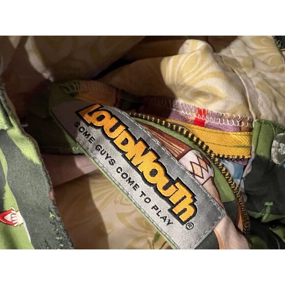 Loudmouth Golf Shorts Mens size 32 Pin Up Girl Retro 50s‎ All Over Print - Picture 2 of 8